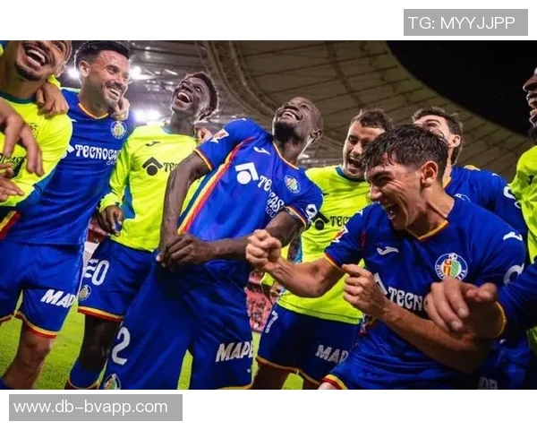 赫塔费前锋马约拉尔右膝受伤或缺阵四周球队考虑引援补强