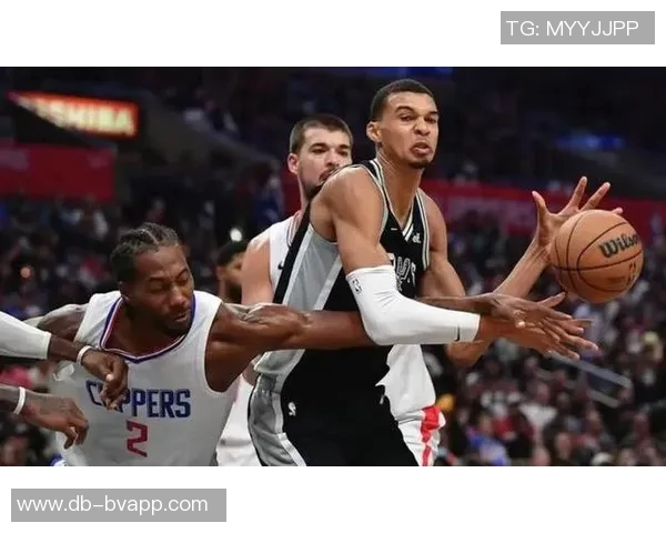 马刺25分逆转创历史仅9次30分绝地翻盘成就传奇 马刺25分逆转创历史仅9次30分绝地翻盘成就传奇