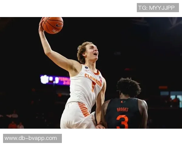 掘金交易泰森后腾出名额计划正式签约斯潘塞琼斯